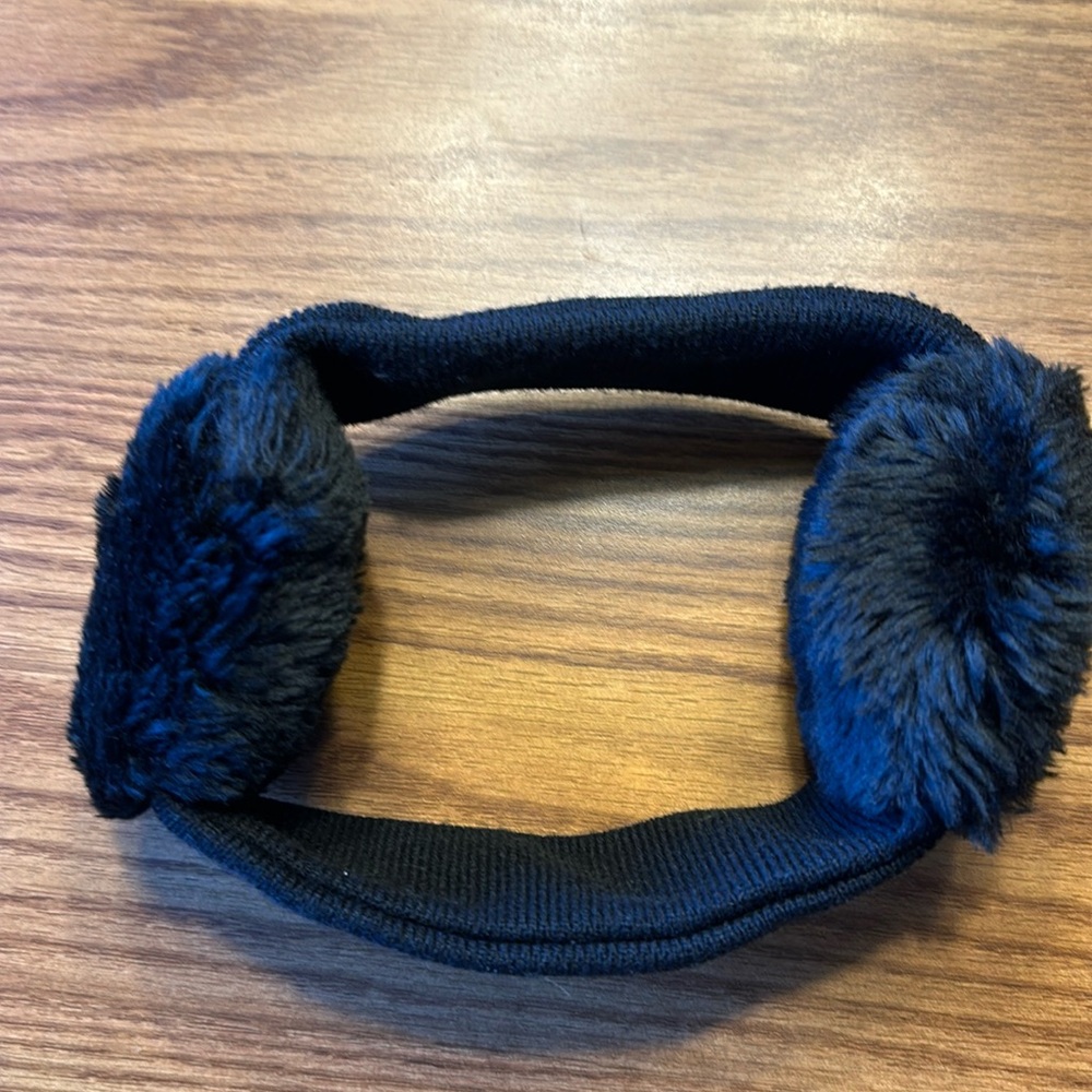 Winter headband with earmuffs